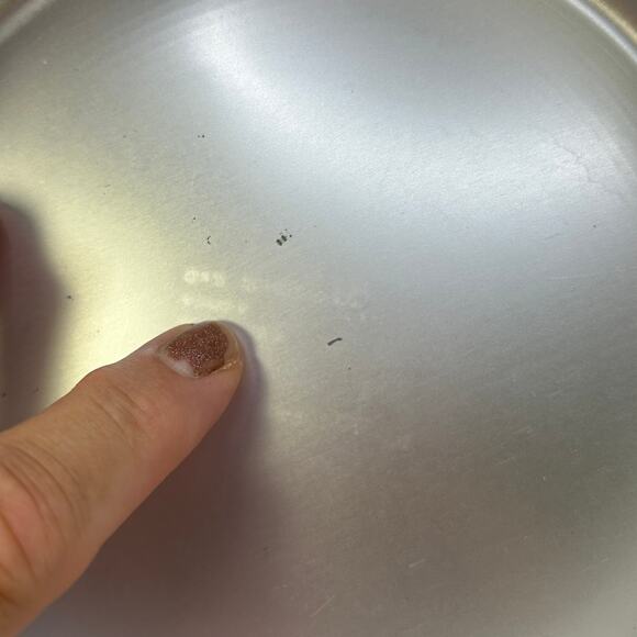 1 Wilton Performance Pans 6” x2” Round Aluminum Cake Pan Pre-owned - Picture 4 of 11